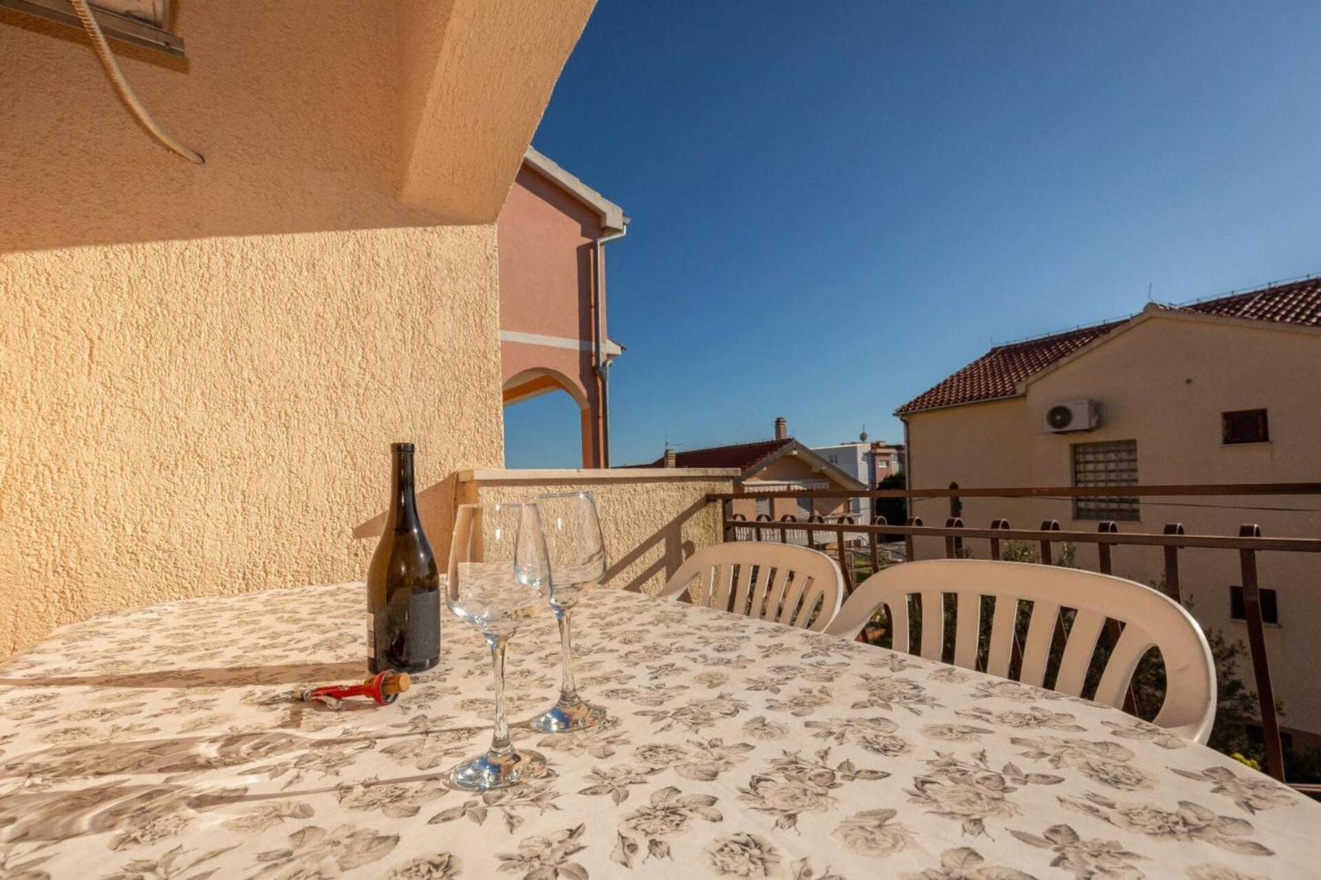 Three Bedroom Apartment In Biograd Biograd na Moru Kültér fotó