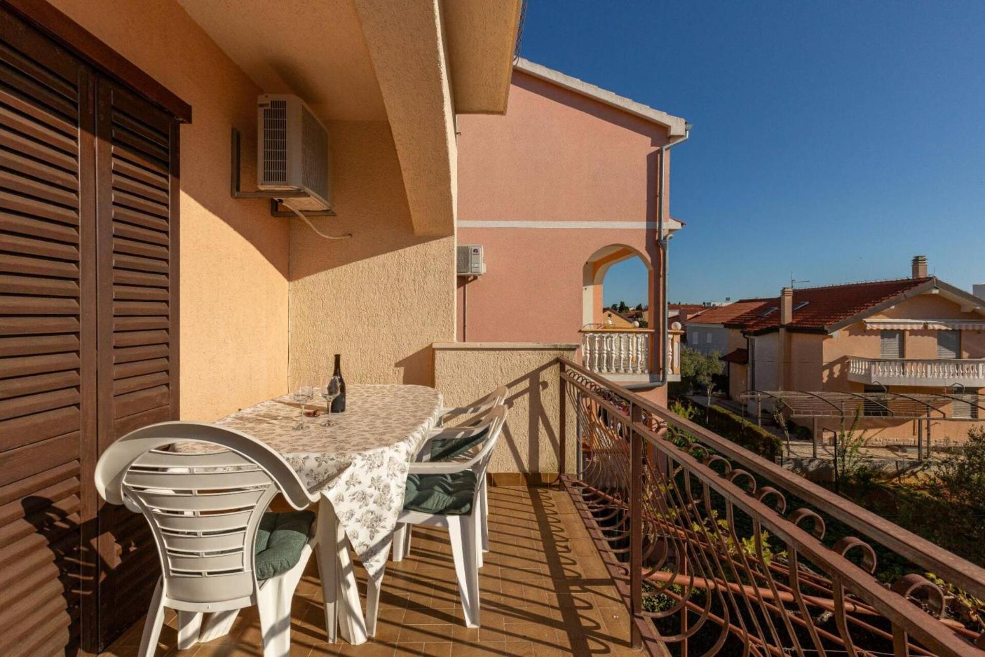 Three Bedroom Apartment In Biograd Biograd na Moru Kültér fotó