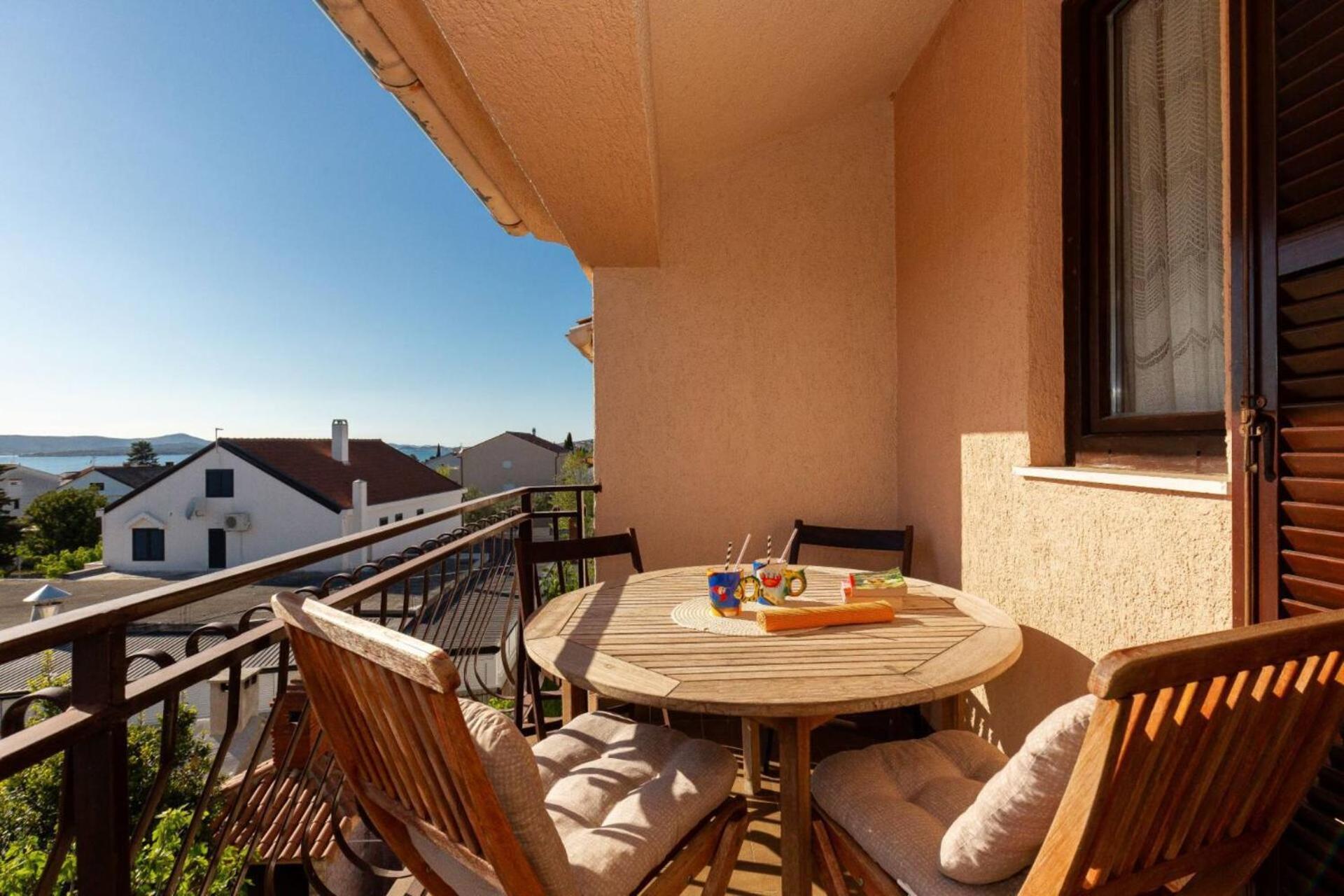 Three Bedroom Apartment In Biograd Biograd na Moru Kültér fotó