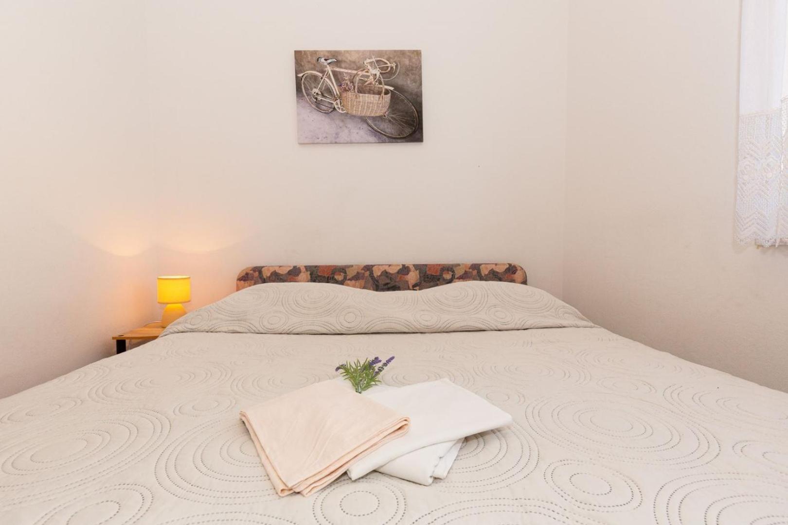 Three Bedroom Apartment In Biograd Biograd na Moru Kültér fotó