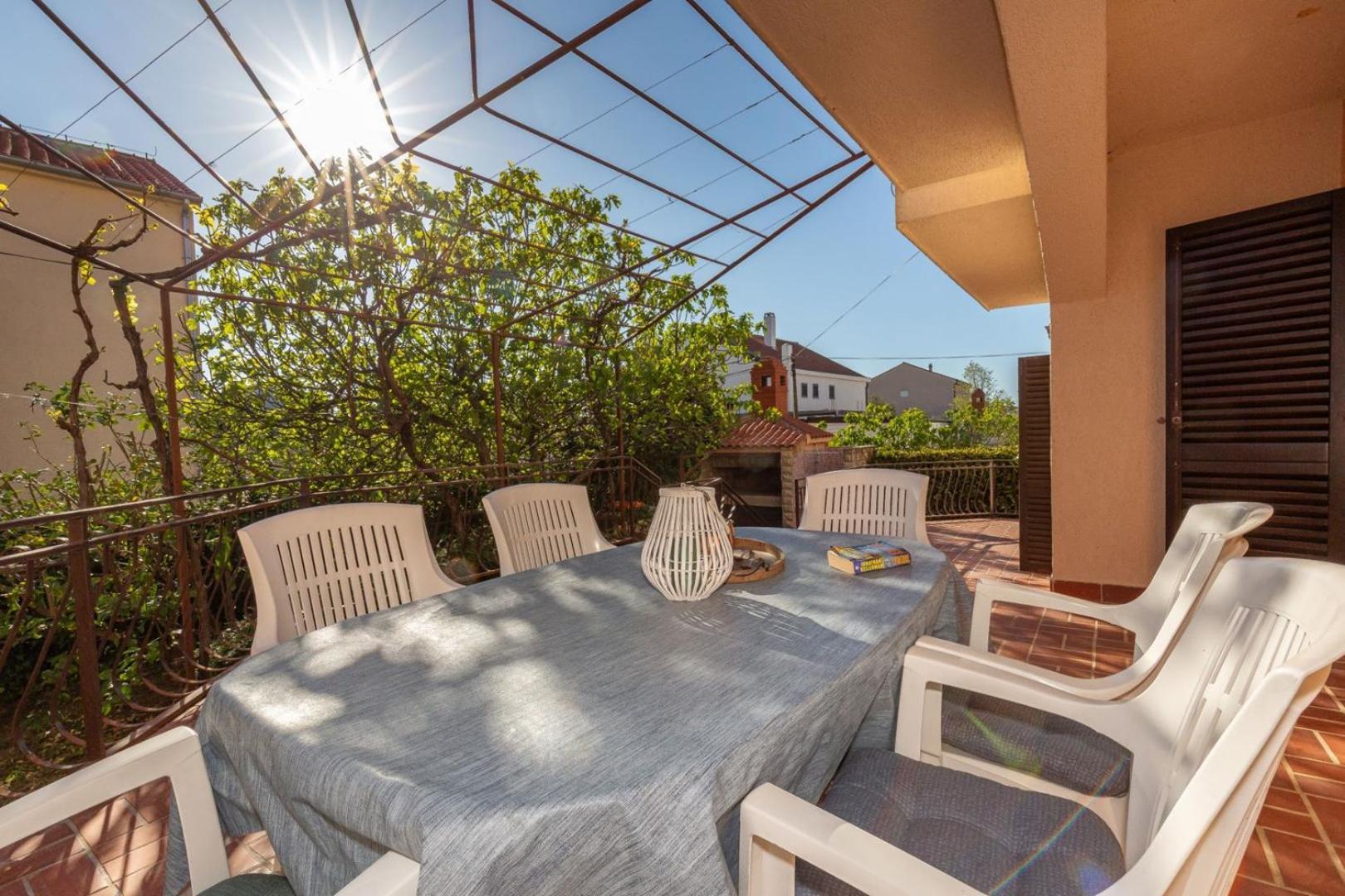 Three Bedroom Apartment In Biograd Biograd na Moru Kültér fotó