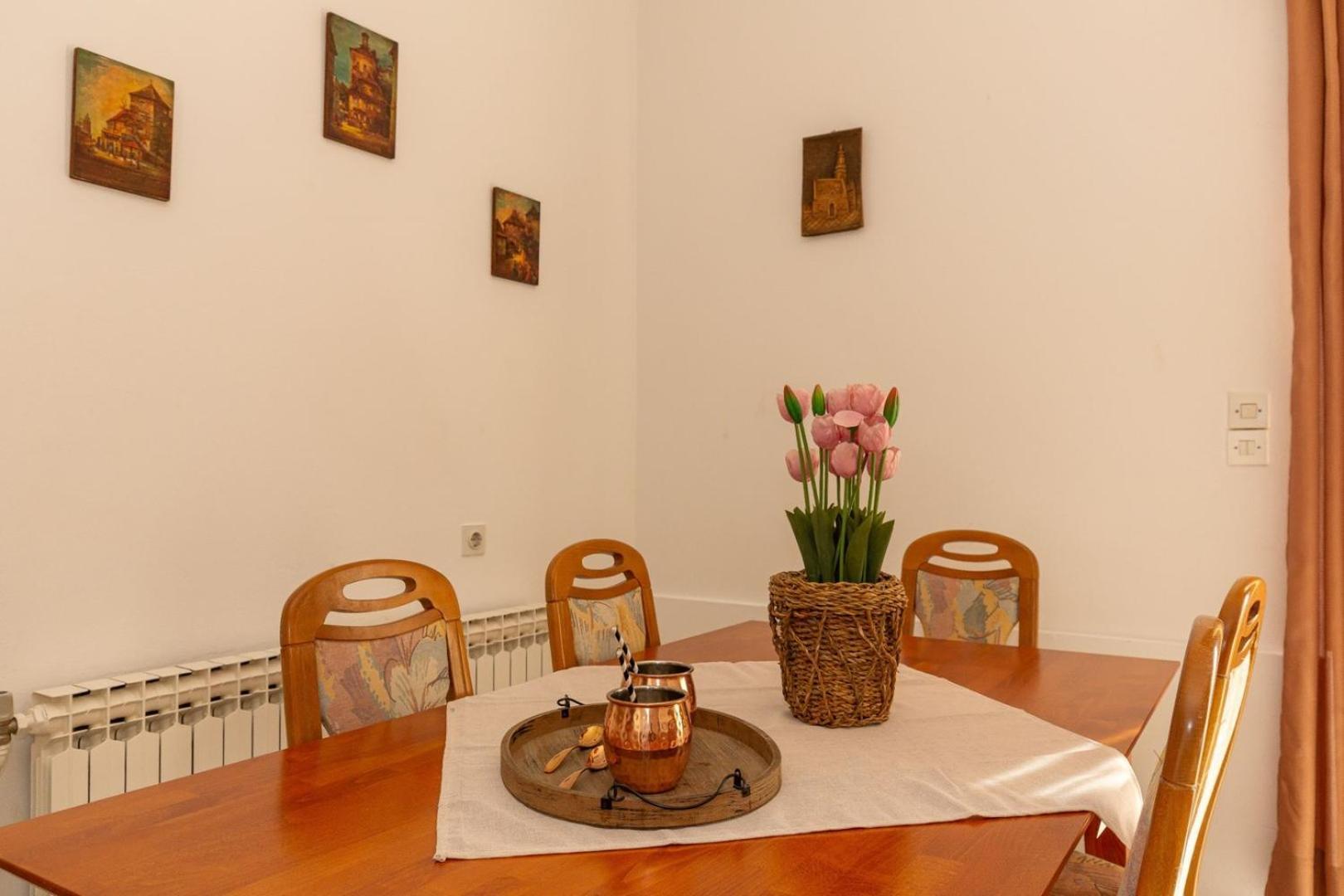 Three Bedroom Apartment In Biograd Biograd na Moru Kültér fotó