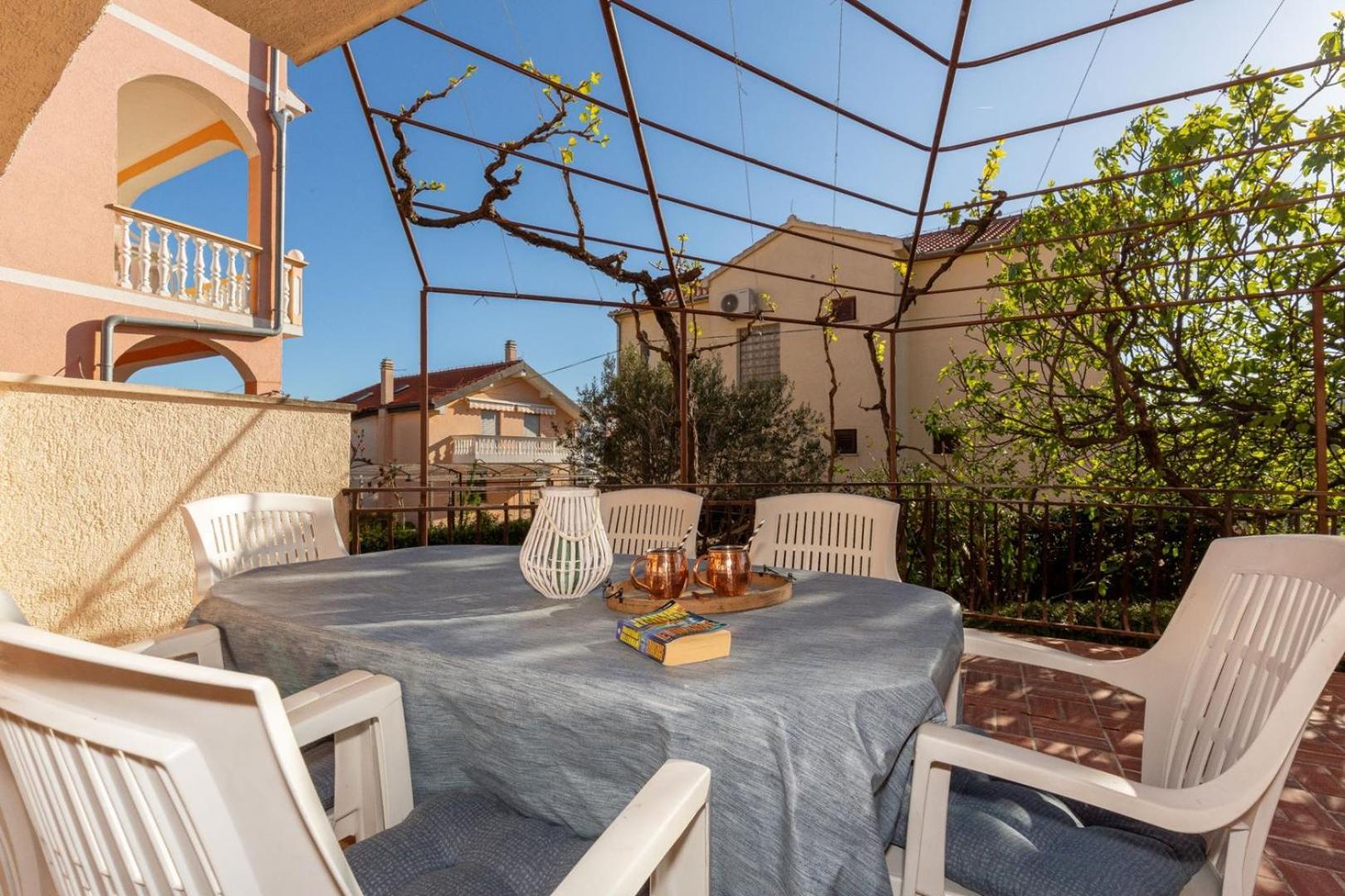 Three Bedroom Apartment In Biograd Biograd na Moru Kültér fotó